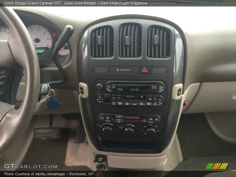 Linen Gold Metallic / Dark Khaki/Light Graystone 2005 Dodge Grand Caravan SXT