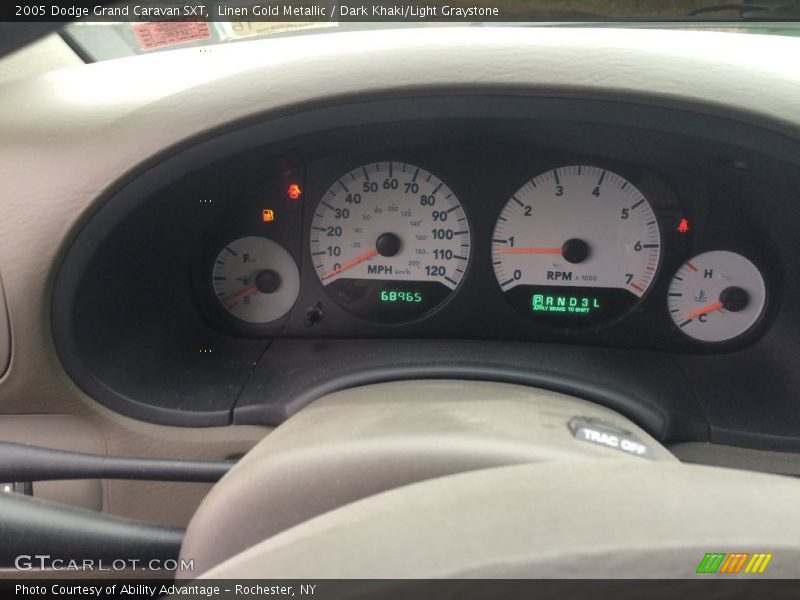 Linen Gold Metallic / Dark Khaki/Light Graystone 2005 Dodge Grand Caravan SXT