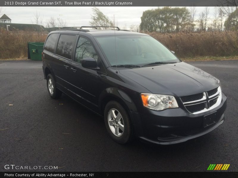 True Blue Pearl / Black/Light Graystone 2013 Dodge Grand Caravan SXT
