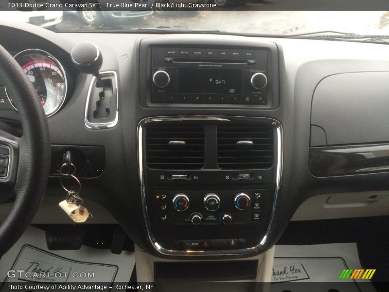 True Blue Pearl / Black/Light Graystone 2013 Dodge Grand Caravan SXT
