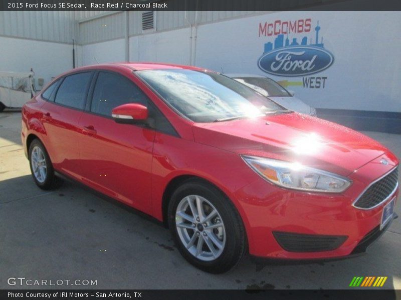 Race Red / Charcoal Black 2015 Ford Focus SE Sedan