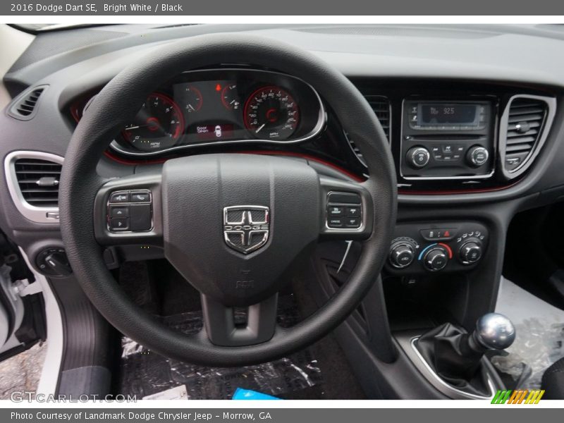 Bright White / Black 2016 Dodge Dart SE
