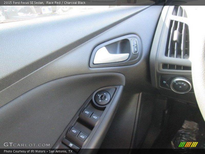Race Red / Charcoal Black 2015 Ford Focus SE Sedan
