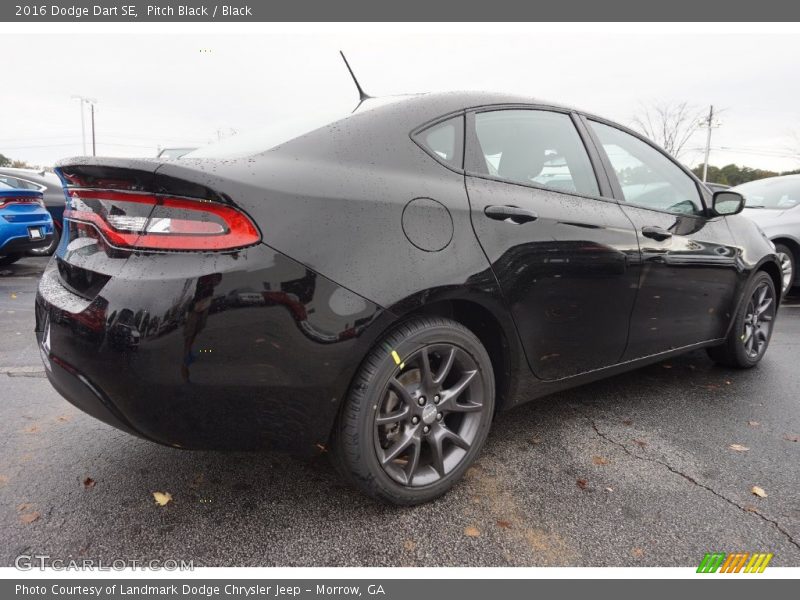 Pitch Black / Black 2016 Dodge Dart SE