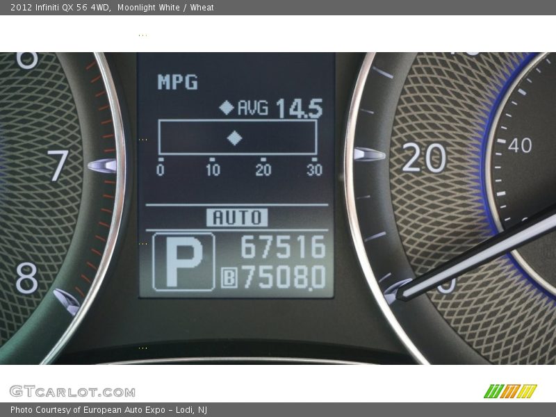 Moonlight White / Wheat 2012 Infiniti QX 56 4WD