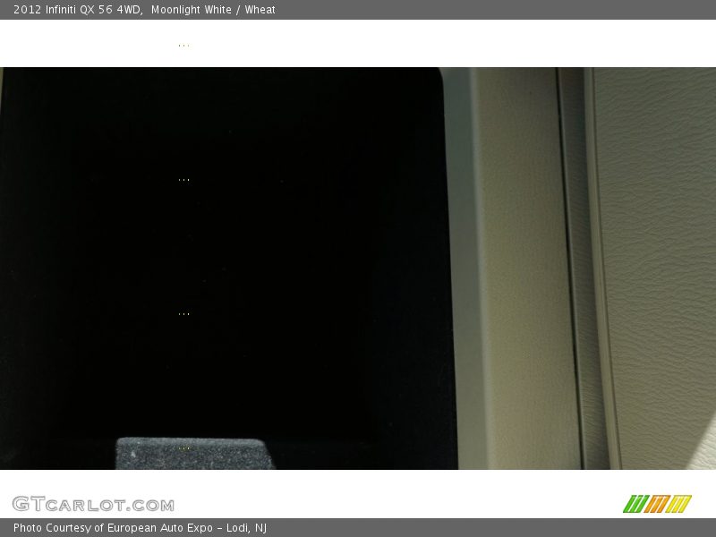 Moonlight White / Wheat 2012 Infiniti QX 56 4WD