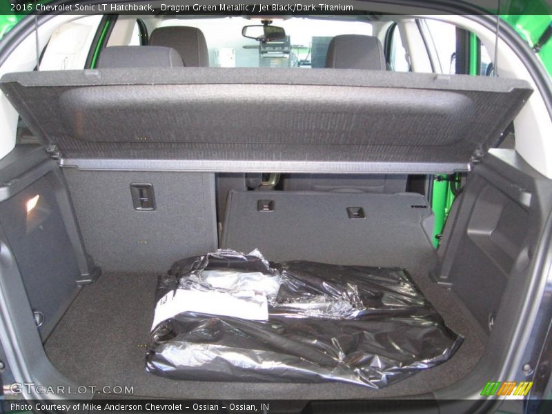 Dragon Green Metallic / Jet Black/Dark Titanium 2016 Chevrolet Sonic LT Hatchback