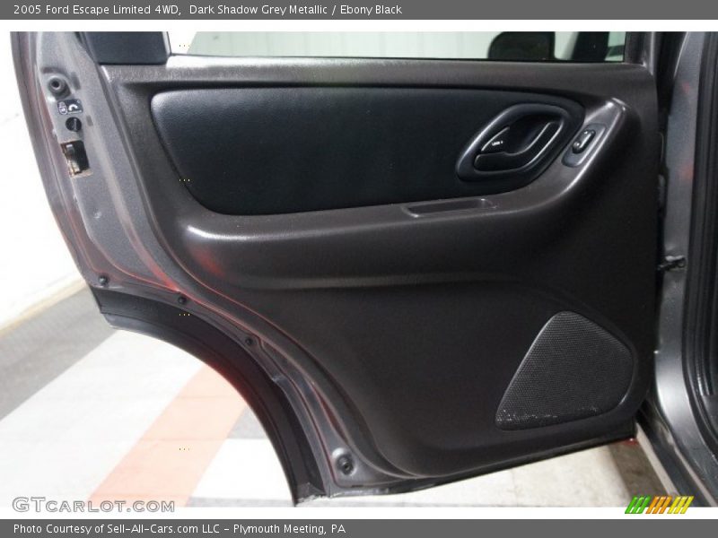 Dark Shadow Grey Metallic / Ebony Black 2005 Ford Escape Limited 4WD