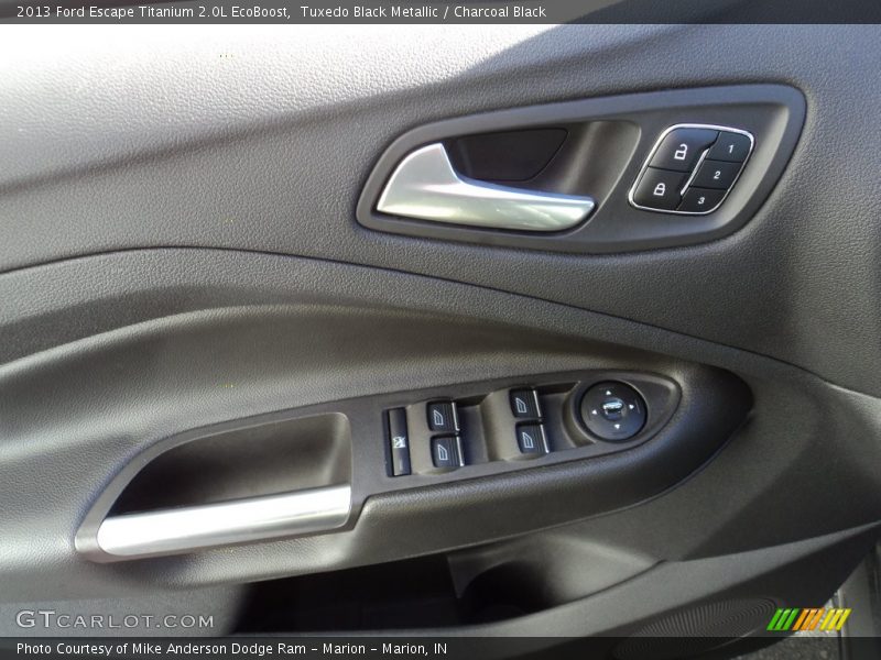 Tuxedo Black Metallic / Charcoal Black 2013 Ford Escape Titanium 2.0L EcoBoost