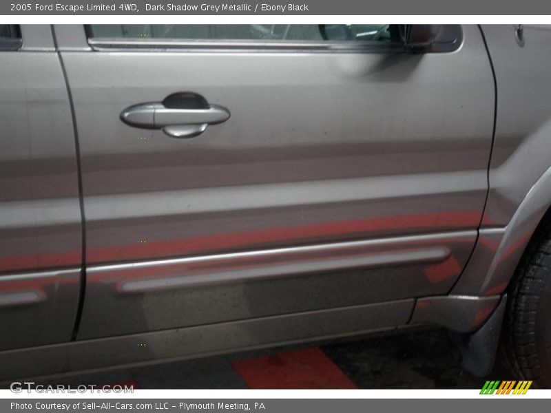 Dark Shadow Grey Metallic / Ebony Black 2005 Ford Escape Limited 4WD