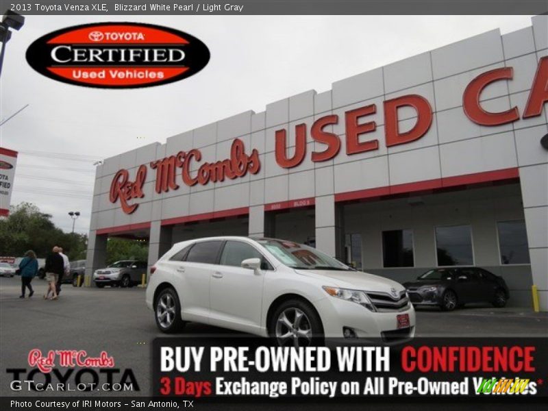 Blizzard White Pearl / Light Gray 2013 Toyota Venza XLE