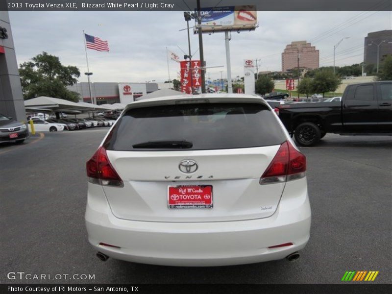 Blizzard White Pearl / Light Gray 2013 Toyota Venza XLE