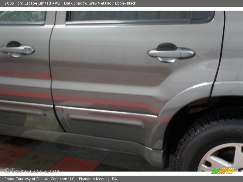 Dark Shadow Grey Metallic / Ebony Black 2005 Ford Escape Limited 4WD
