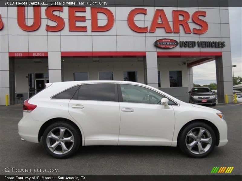 Blizzard White Pearl / Light Gray 2013 Toyota Venza XLE
