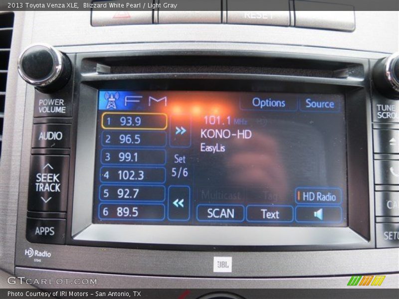 Blizzard White Pearl / Light Gray 2013 Toyota Venza XLE