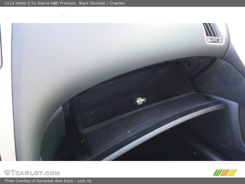 Black Obsidian / Graphite 2014 Infiniti Q 50 Hybrid AWD Premium