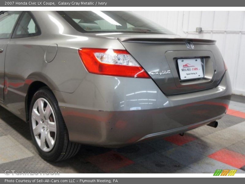 Galaxy Gray Metallic / Ivory 2007 Honda Civic LX Coupe
