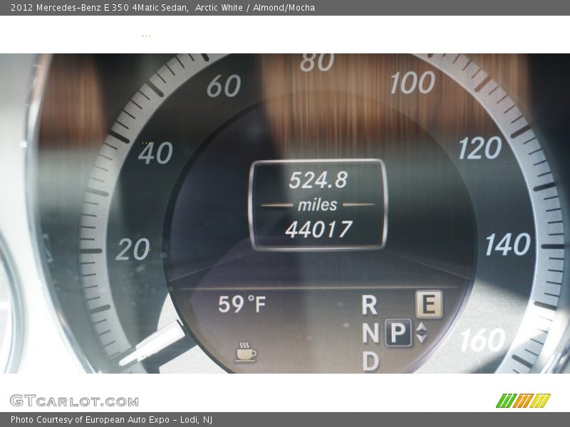 Arctic White / Almond/Mocha 2012 Mercedes-Benz E 350 4Matic Sedan