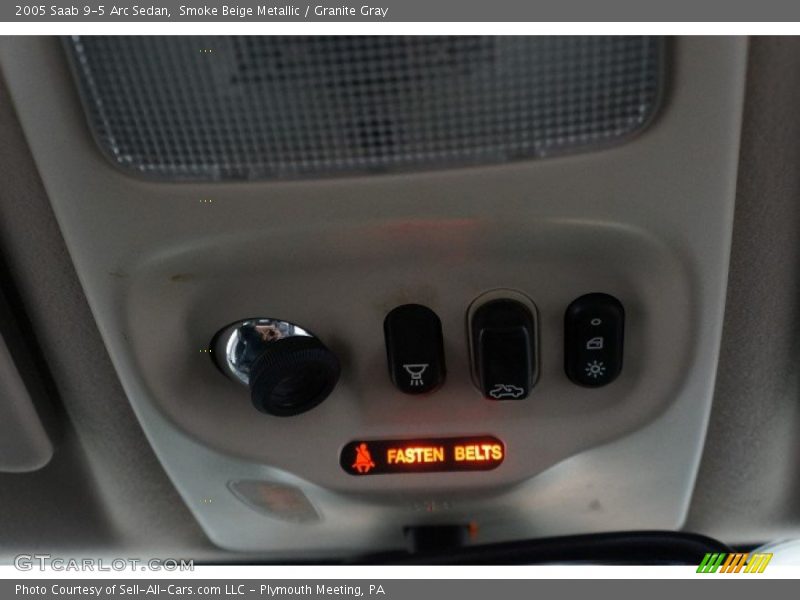 Smoke Beige Metallic / Granite Gray 2005 Saab 9-5 Arc Sedan