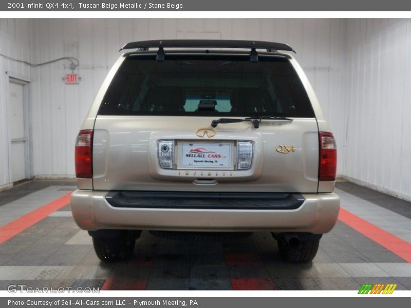 Tuscan Beige Metallic / Stone Beige 2001 Infiniti QX4 4x4