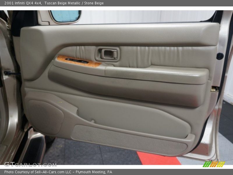 Tuscan Beige Metallic / Stone Beige 2001 Infiniti QX4 4x4