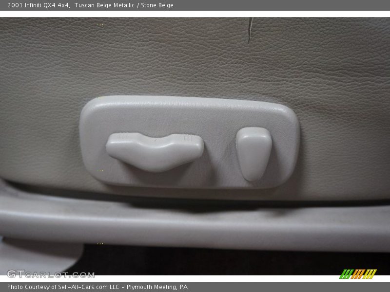 Tuscan Beige Metallic / Stone Beige 2001 Infiniti QX4 4x4