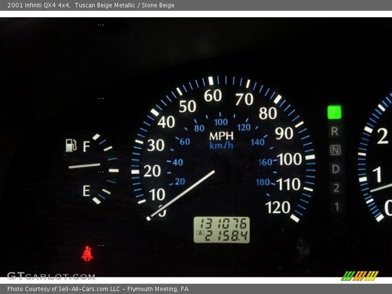 Tuscan Beige Metallic / Stone Beige 2001 Infiniti QX4 4x4
