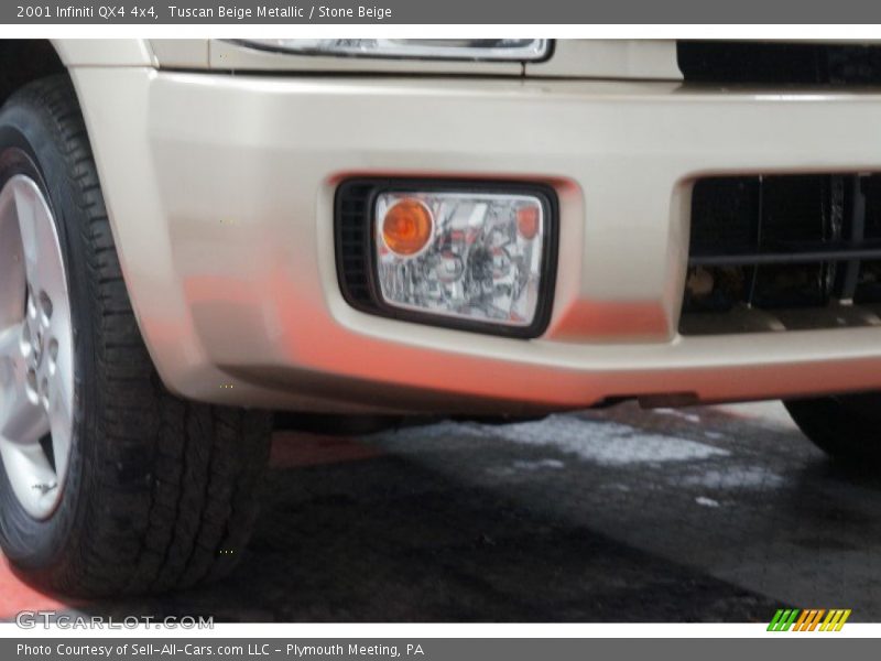 Tuscan Beige Metallic / Stone Beige 2001 Infiniti QX4 4x4