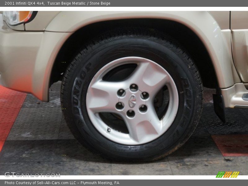 Tuscan Beige Metallic / Stone Beige 2001 Infiniti QX4 4x4