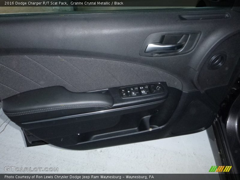 Granite Crystal Metallic / Black 2016 Dodge Charger R/T Scat Pack