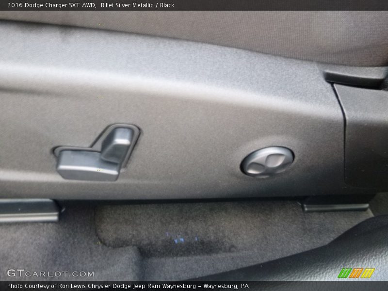 Billet Silver Metallic / Black 2016 Dodge Charger SXT AWD