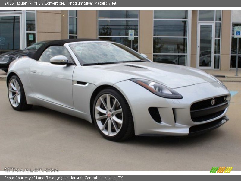 Front 3/4 View of 2015 F-TYPE S Convertible