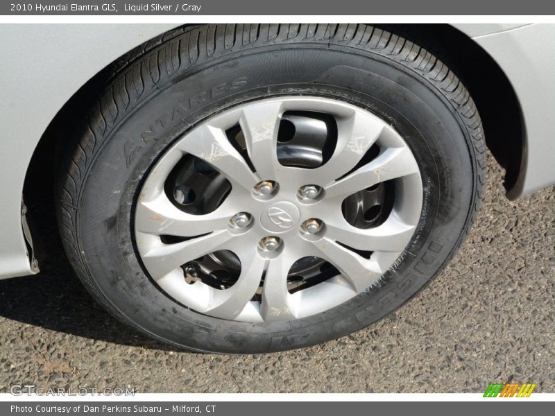 Liquid Silver / Gray 2010 Hyundai Elantra GLS