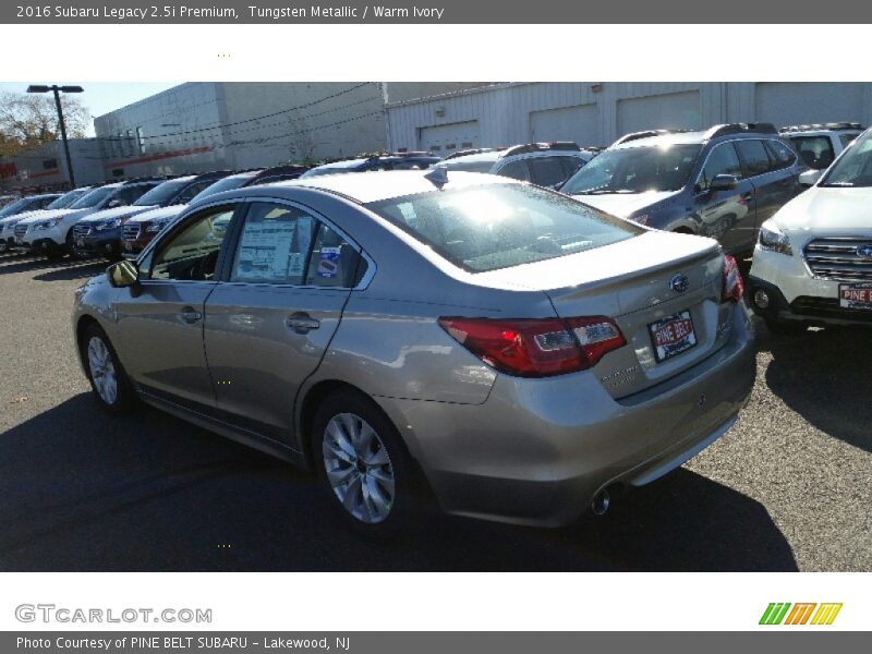 Tungsten Metallic / Warm Ivory 2016 Subaru Legacy 2.5i Premium