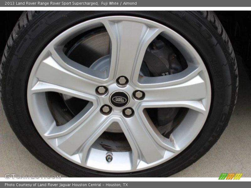 Fuji White / Almond 2013 Land Rover Range Rover Sport Supercharged