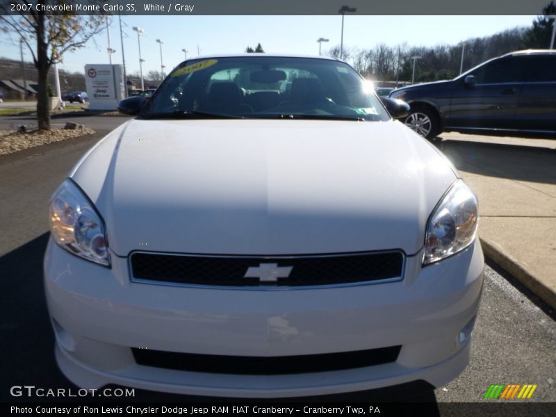 White / Gray 2007 Chevrolet Monte Carlo SS