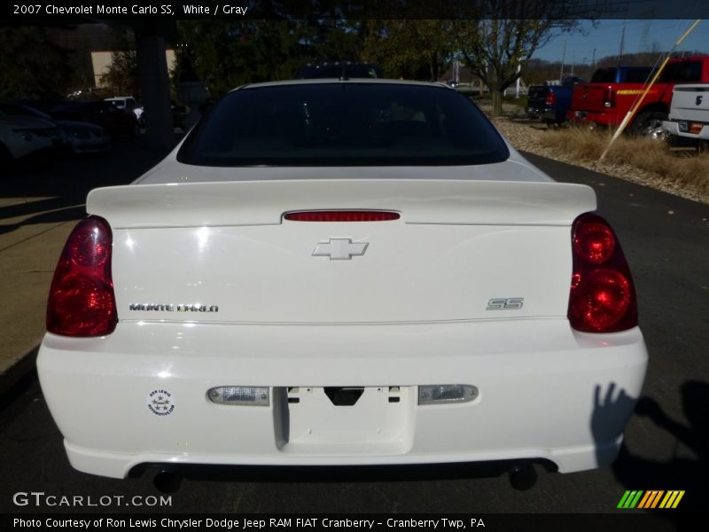 White / Gray 2007 Chevrolet Monte Carlo SS