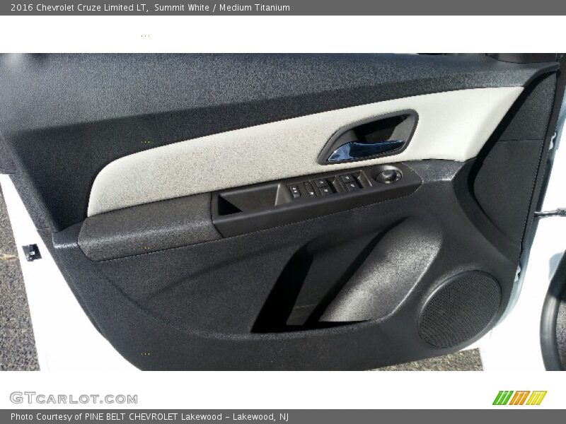 Summit White / Medium Titanium 2016 Chevrolet Cruze Limited LT