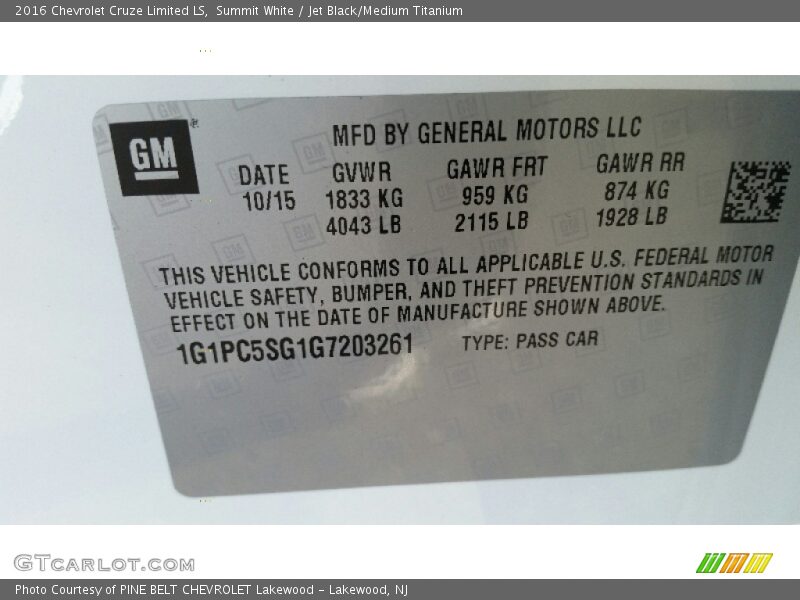 Summit White / Jet Black/Medium Titanium 2016 Chevrolet Cruze Limited LS