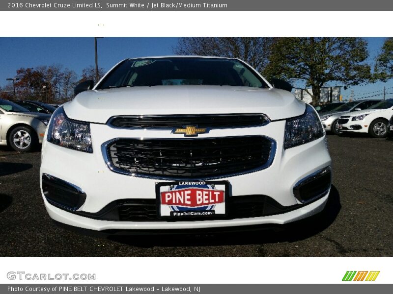 Summit White / Jet Black/Medium Titanium 2016 Chevrolet Cruze Limited LS