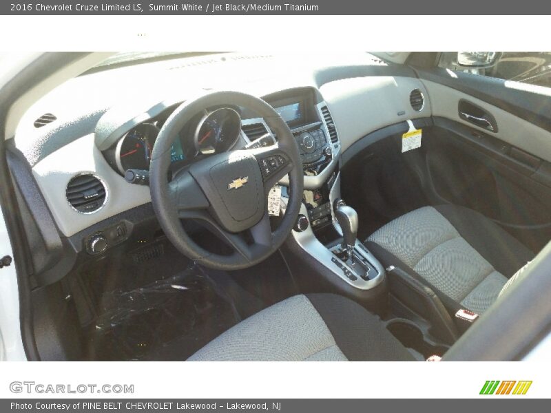 Summit White / Jet Black/Medium Titanium 2016 Chevrolet Cruze Limited LS