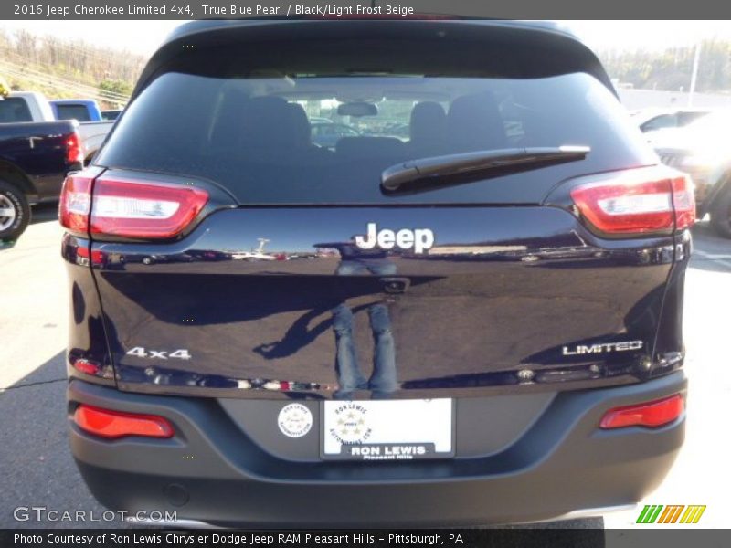 True Blue Pearl / Black/Light Frost Beige 2016 Jeep Cherokee Limited 4x4