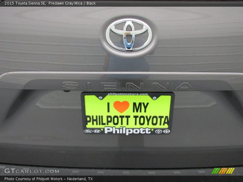 Predawn Gray Mica / Black 2015 Toyota Sienna SE