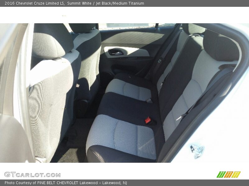 Summit White / Jet Black/Medium Titanium 2016 Chevrolet Cruze Limited LS