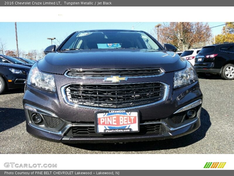 Tungsten Metallic / Jet Black 2016 Chevrolet Cruze Limited LT