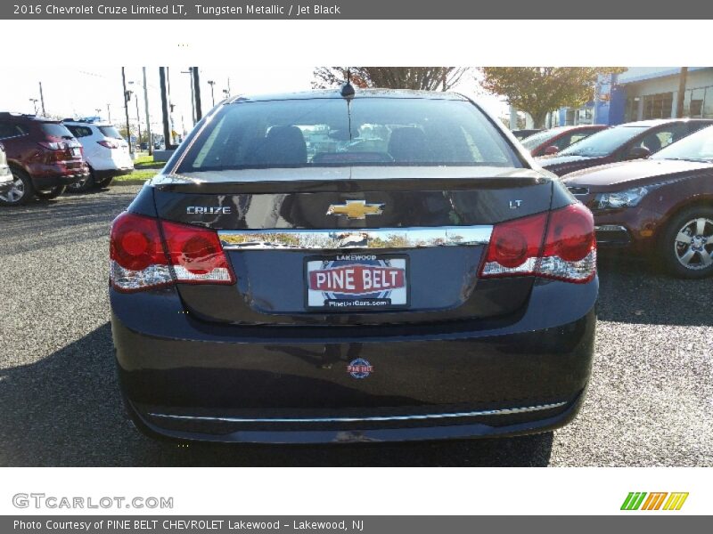 Tungsten Metallic / Jet Black 2016 Chevrolet Cruze Limited LT