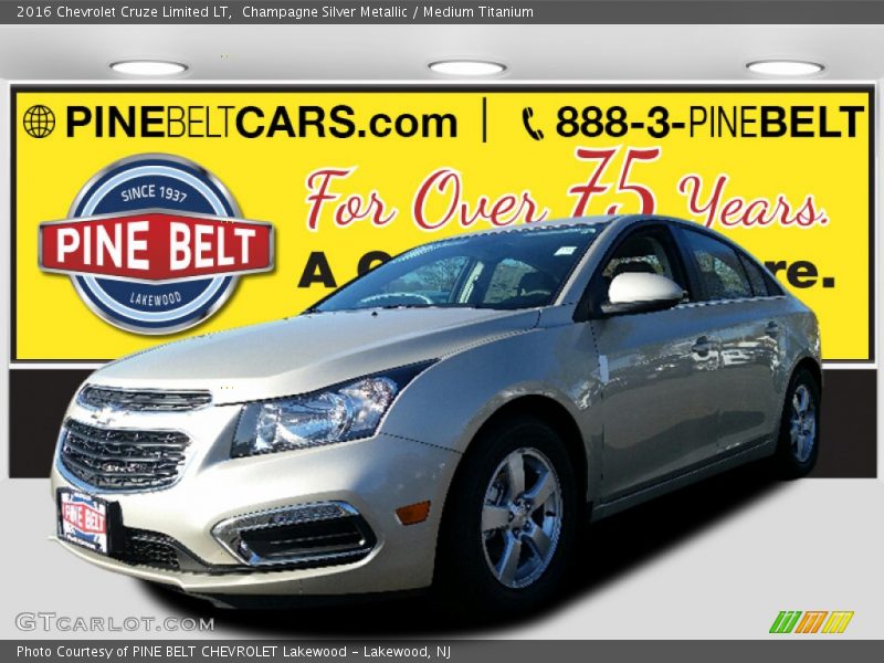 Champagne Silver Metallic / Medium Titanium 2016 Chevrolet Cruze Limited LT