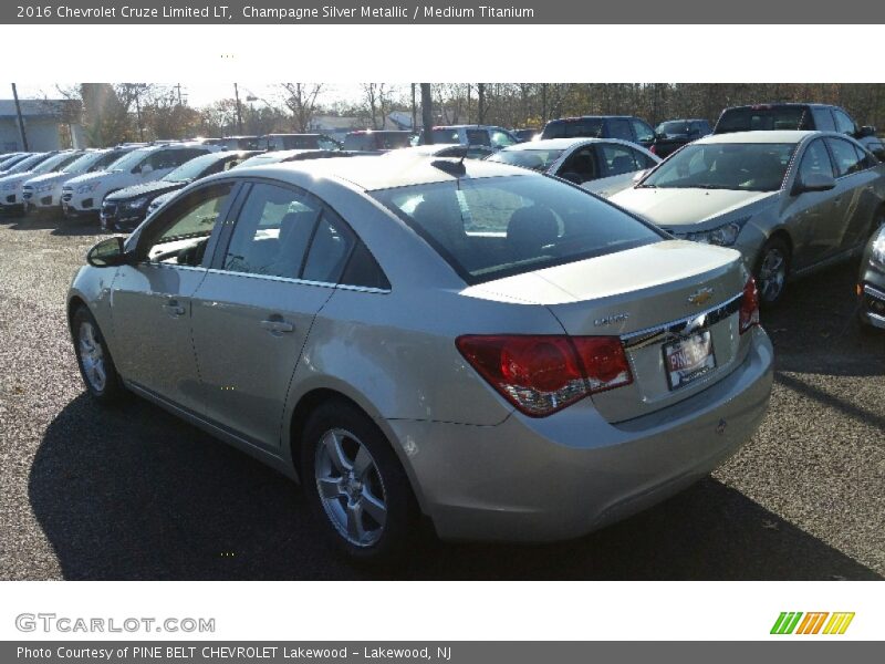 Champagne Silver Metallic / Medium Titanium 2016 Chevrolet Cruze Limited LT