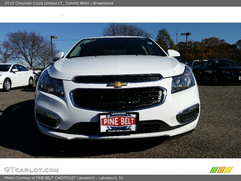 Summit White / Brownstone 2016 Chevrolet Cruze Limited LT