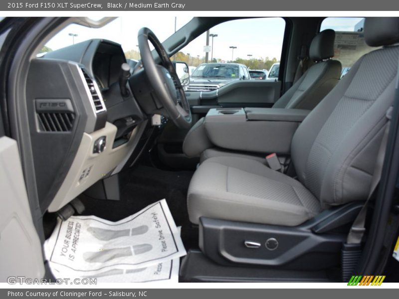 Black / Medium Earth Gray 2015 Ford F150 XLT SuperCrew